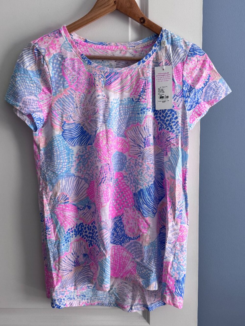 NWT Lilly Pulitzer Etta Scoop-Neck T-Shirt Size